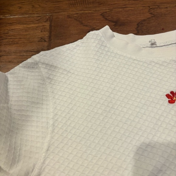 Vintage-Style Embroidered Bird Waffle Knit Tee - Picture 8 of 10